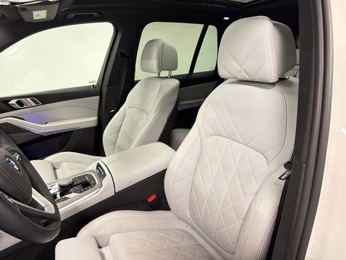 Certified 2024 BMW X5 xDrive40i w/ Premium Package image 22