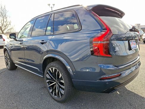 New 2026 Volvo XC90 T8 Ultra w/ Protection Package Premier image 3