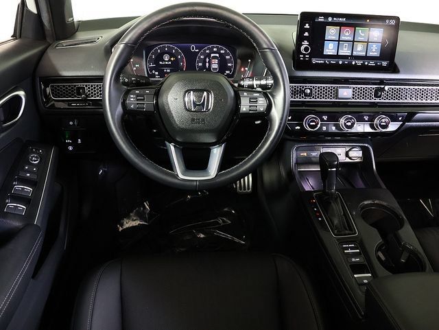 Used 2024 Honda Civic Sport Touring image 3