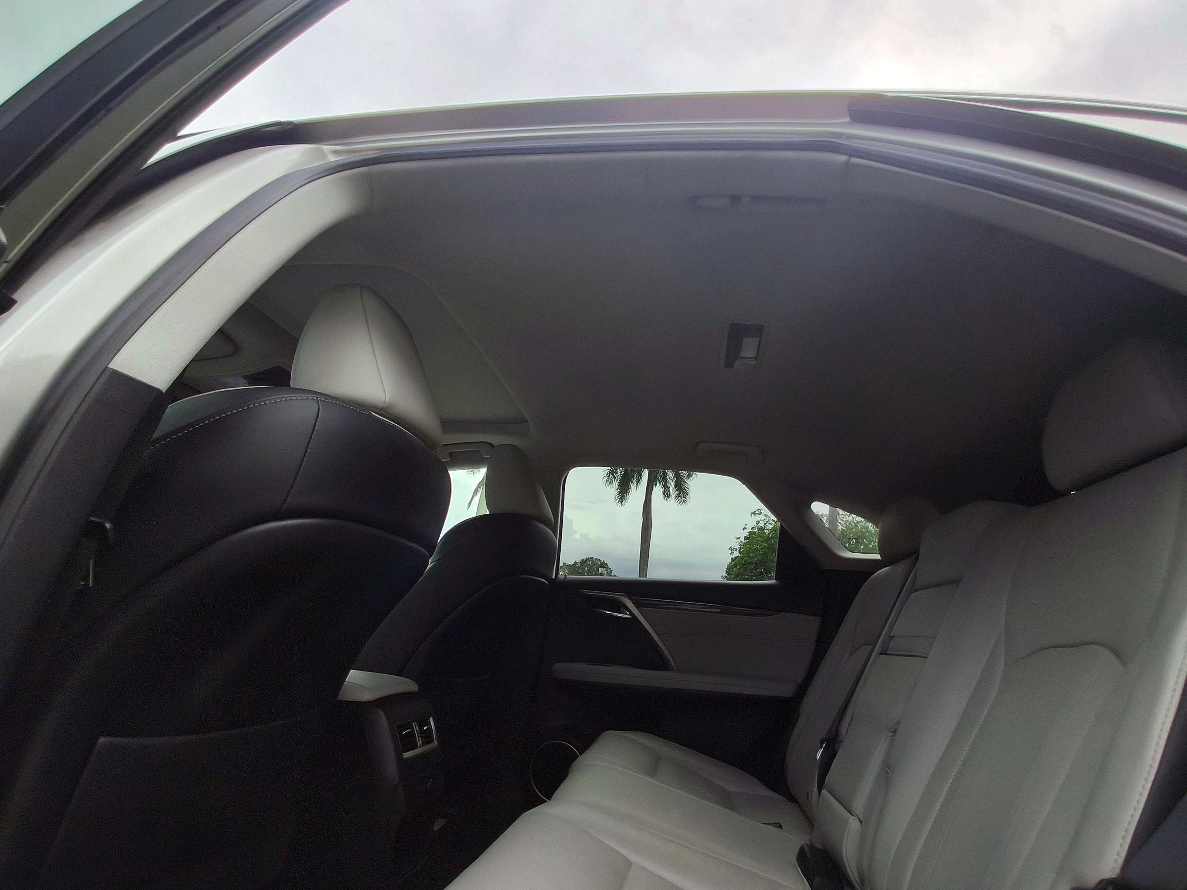 Used 2019 Lexus RX 350 AWD w/ Navigation Package image 33