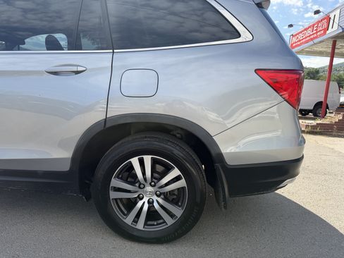 Used 2017 Honda Pilot EX-L image 3