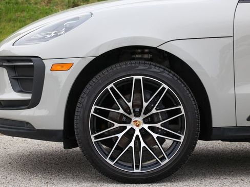 Certified 2026 Porsche Macan Turbo AWD/4WD image 20