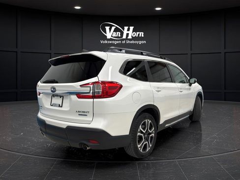 Used 2023 Subaru Ascent Limited image 3