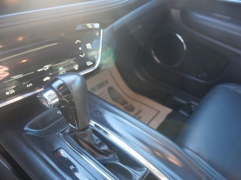 Used 2020 Honda HR-V EX-L image 15