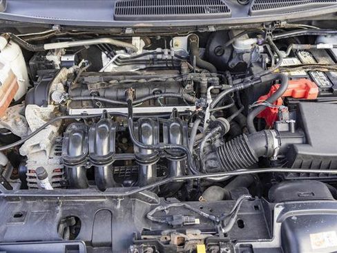 Used 2013 Ford Fiesta S image 28