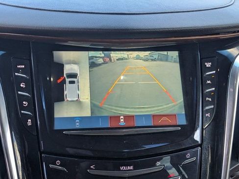 Used 2018 Cadillac Escalade ESV Premium Luxury image 14