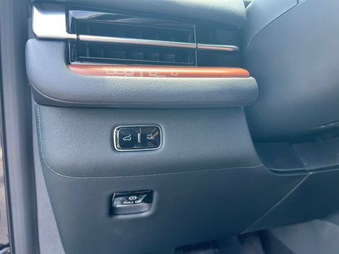 New 2026 Lincoln Navigator Black Label AWD/4WD image 33