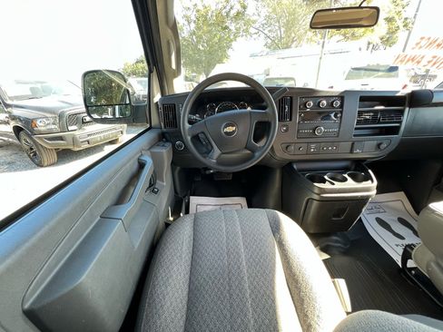 Used 2023 Chevrolet Express 3500 LS image 34