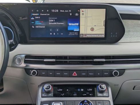 Used 2025 Hyundai Palisade Calligraphy AWD/4WD image 19