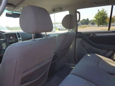 Used 2007 Toyota 4Runner Sport RWD image 16