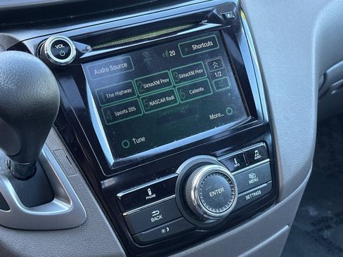 Used 2014 Honda Odyssey EX-L image 19