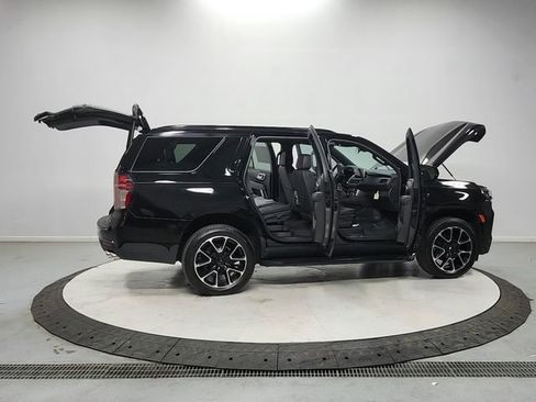 Used 2022 Chevrolet Tahoe RST w/ Sport Performance Package AWD/4WD image 16
