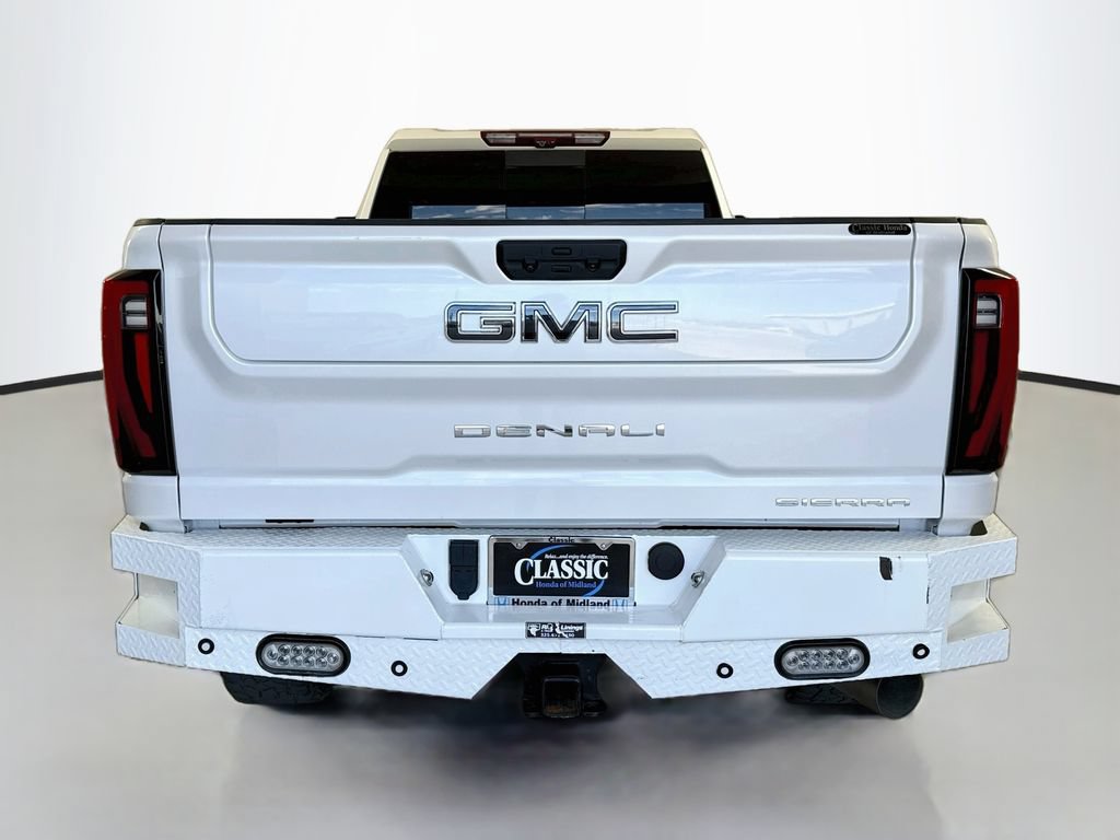 Used 2024 GMC Sierra 3500 Denali Ultimate AWD/4WD image 6