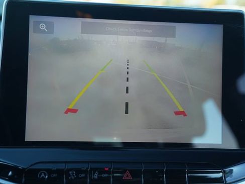 Used 2022 Jeep Compass Limited image 29