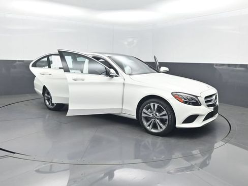 Used 2020 Mercedes-Benz C 300 4MATIC Sedan image 34