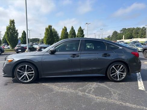 Used 2024 Honda Civic Touring image 11