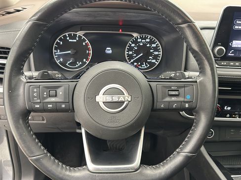 Used 2023 Nissan Rogue SV w/ SV Premium B Package AWD/4WD image 16