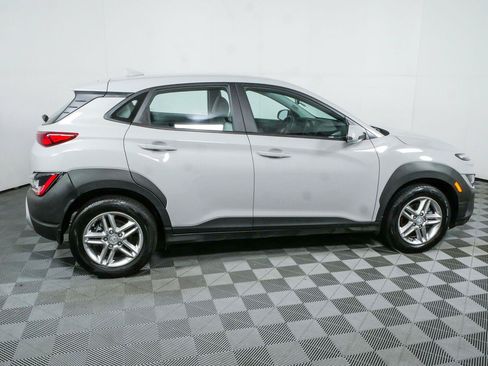 Used 2023 Hyundai Kona SE FWD image 7