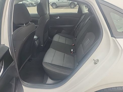 Used 2019 Kia Forte S FWD image 19