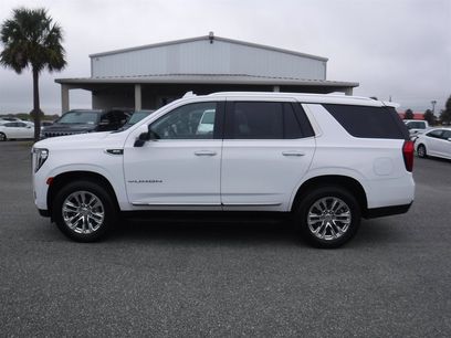 Used 2022 GMC Yukon SLT w/ SLT Luxury Package