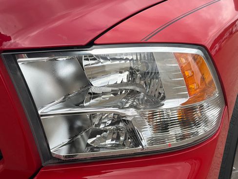 Used 2018 RAM 1500 Express w/ Express Value Package image 9