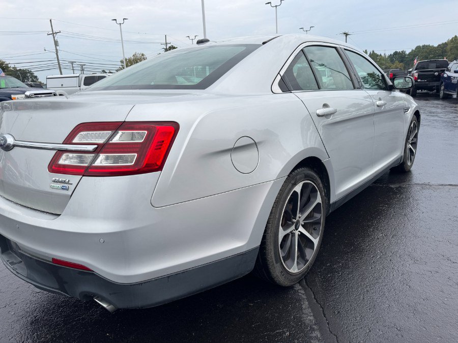 Used 2015 Ford Taurus SEL w/ Equipment Group 201A AWD/4WD image 11