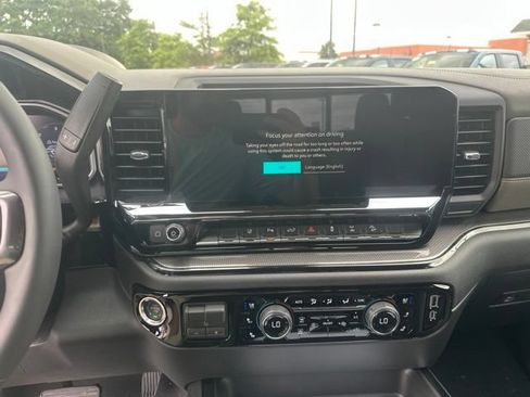 New 2026 Chevrolet Silverado 2500 ZR2 w/ LPO, Dark Essentials Package AWD/4WD image 22