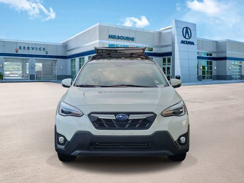 Used 2022 Subaru Crosstrek 2.5i Limited w/ Moonroof Package 2 AWD/4WD image 2