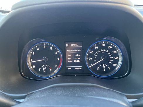 Used 2021 Hyundai Kona Limited image 13