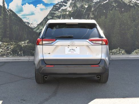 Certified 2024 Toyota RAV4 LE AWD/4WD image 10