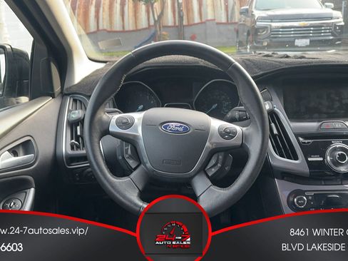 Used 2013 Ford Focus Titanium w/ Titanium Handling Pkg image 12