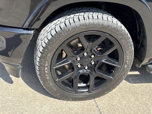 Used 2020 RAM 1500 Laramie image 13