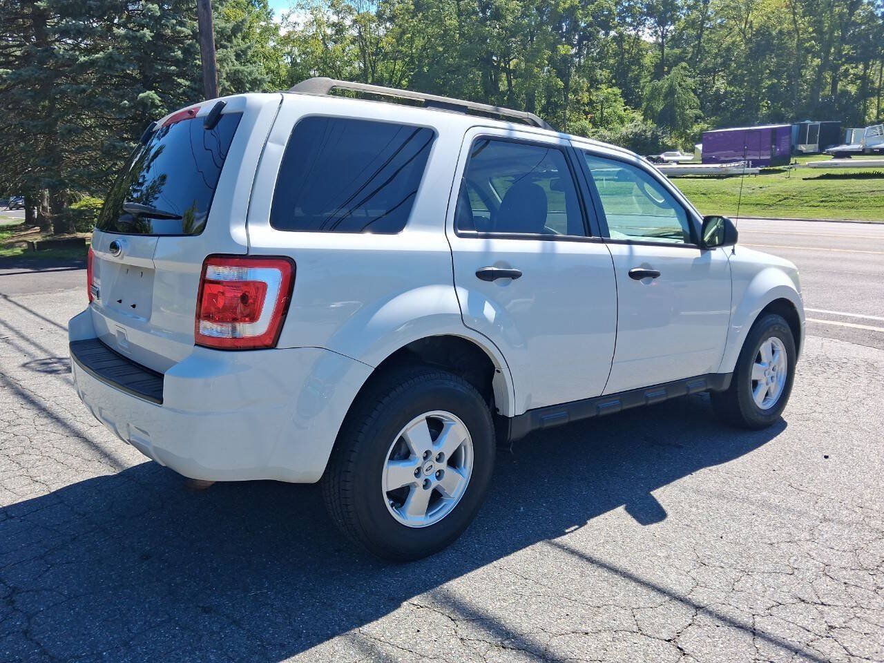 Used 2012 Ford Escape XLT AWD/4WD image 9