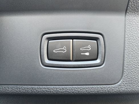 New 2026 Porsche Panamera 4 image 16