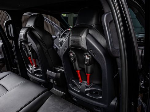 Used 2025 Toyota Tacoma TRD Pro image 31