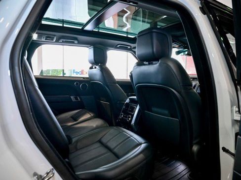 Used 2021 Land Rover Range Rover Sport HSE Silver Edition image 26