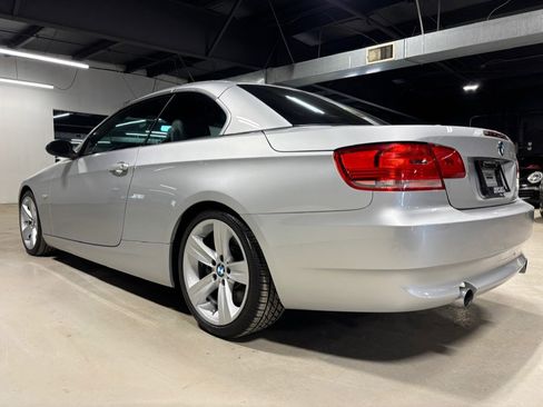 Used 2008 BMW 335i Convertible w/ Premium Pkg image 7