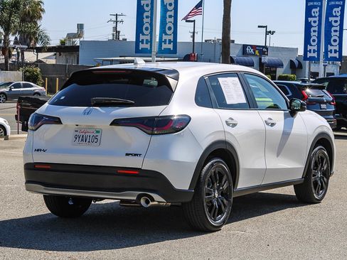 Certified 2026 Honda HR-V Sport image 7