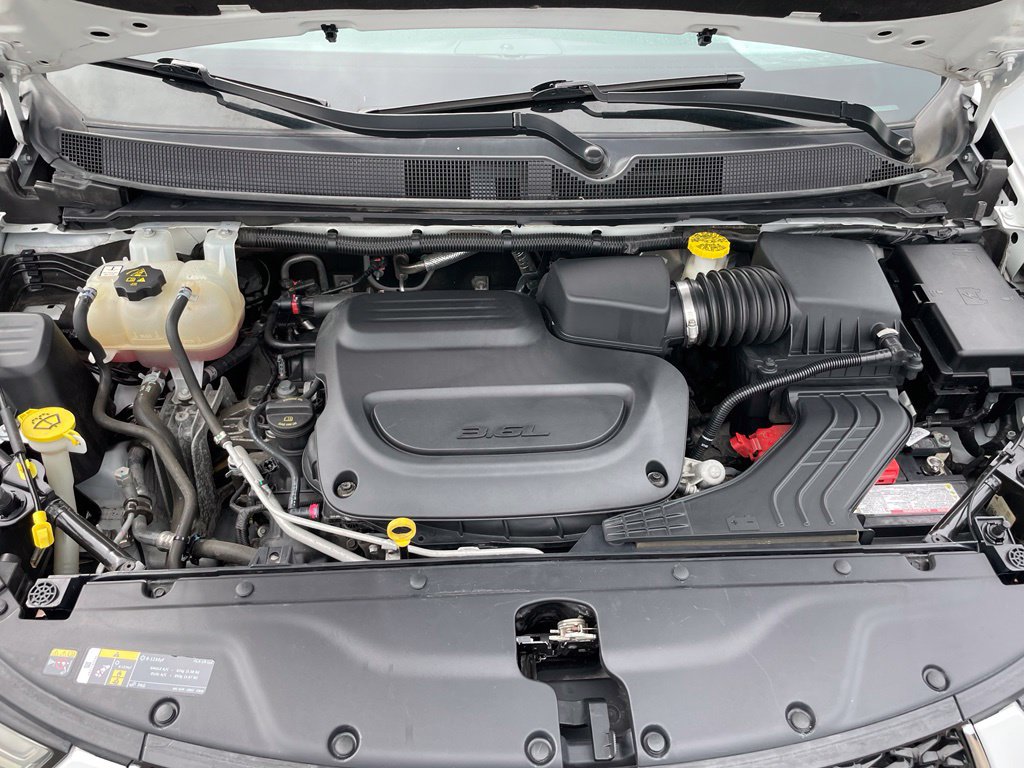 Used 2022 Chrysler Pacifica Touring-L FWD image 33