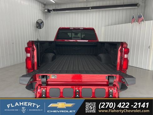 Used 2025 Chevrolet Silverado 3500 High Country w/ Technology Package AWD/4WD image 21