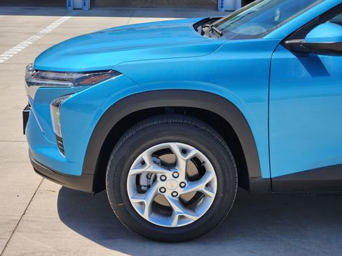 New 2026 Chevrolet Trax LS w/ LS Convenience Package image 7
