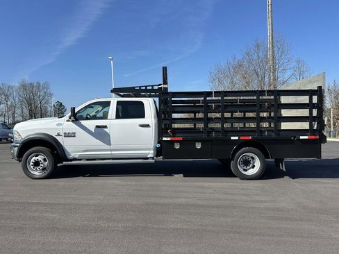 Used 2018 RAM 5500 Tradesman w/ Chrome Appearance Group image 20