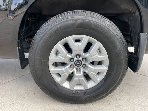 Certified 2023 Nissan Frontier SV w/ Technology Package RWD image 18