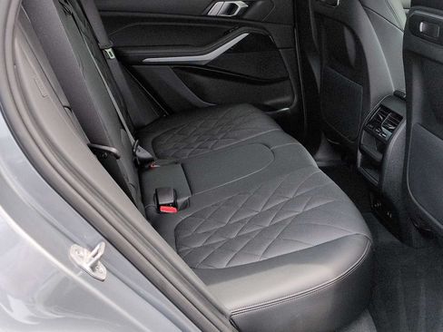 Used 2024 BMW X5 xDrive40i w/ M Sport Package AWD/4WD image 22