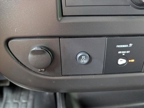 Used 2021 Chevrolet Express 2500 w/ Driver Convenience Package RWD image 24