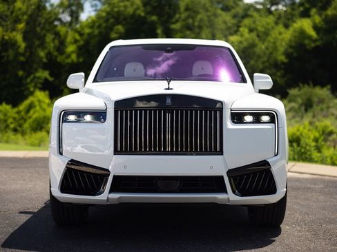 New 2027 Rolls-Royce Cullinan Black Badge AWD/4WD image 12