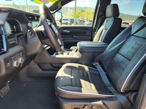 New 2026 GMC Sierra 2500 AT4X AWD/4WD image 11