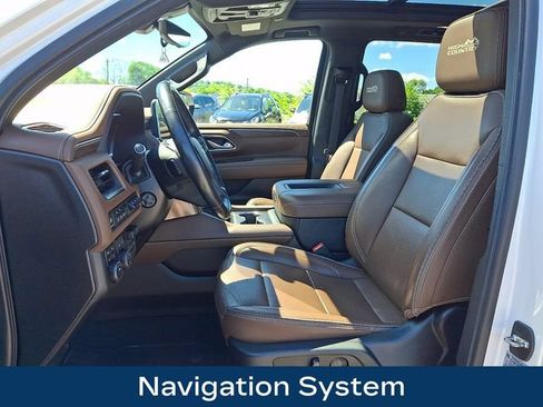 Used 2022 Chevrolet Suburban High Country w/ Max Trailering Package AWD/4WD image 2