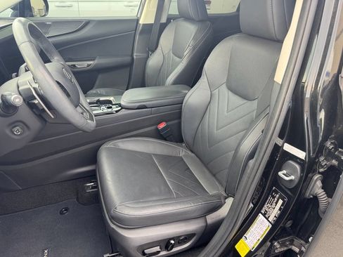 Used 2024 Lexus NX 350 AWD w/ Vision Package image 11