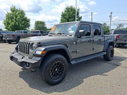 Used 2020 Jeep Gladiator Sport w/ Quick Order Package 24S AWD/4WD image 3